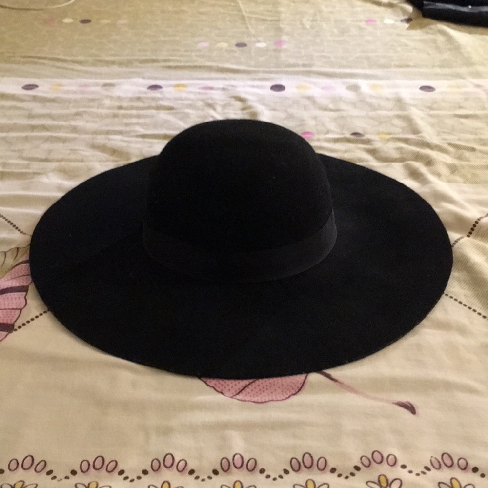 Forever 21 hat